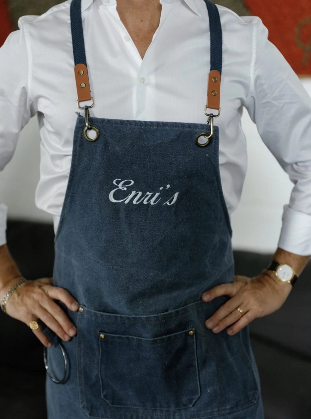 The Enri's apron — detail